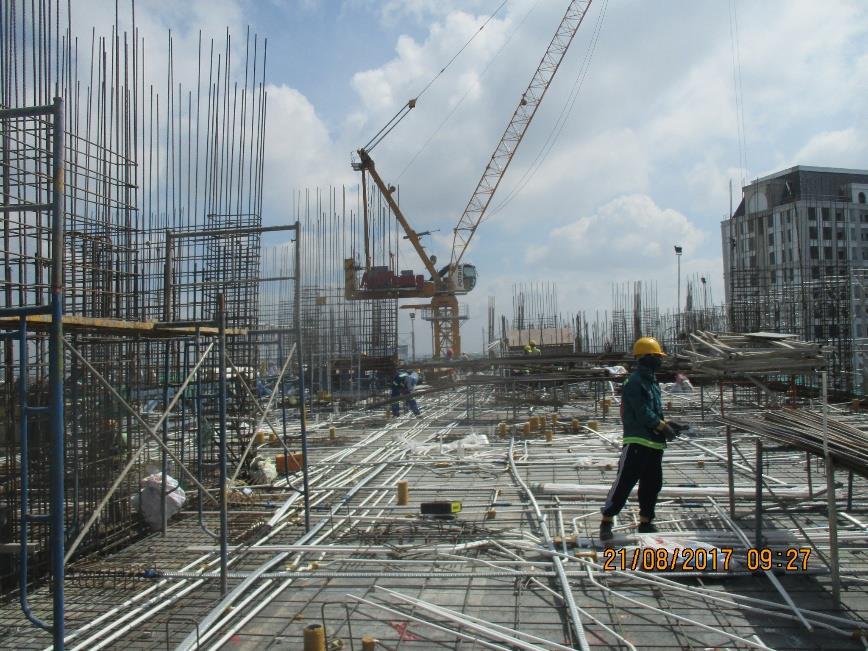 Thi công thép dầm sàn tầng 16 - Block 1