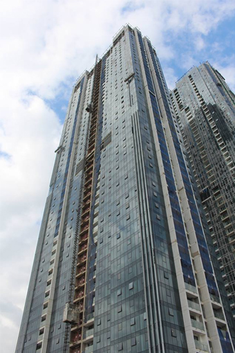 Tòa Lux 6 đã hoàn thành phần thô và lắp đặt nội thất tầng 15