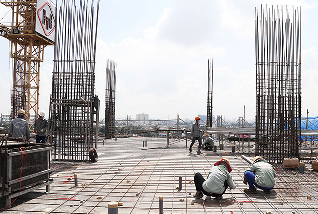 Dự án đang thi công cốp pha, cốt thép sàn tầng 9 block A