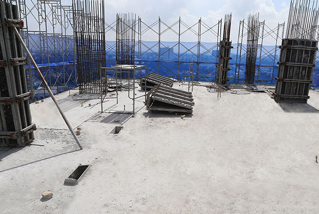 Dự án đang thi công cốp pha, cốt thép sàn tầng 9 block A