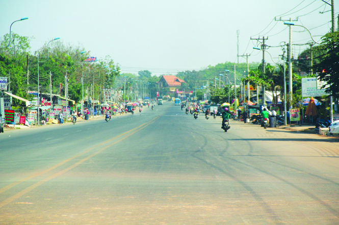 Đường nội bộ rộng 10 – 20m trải thảm nhựa