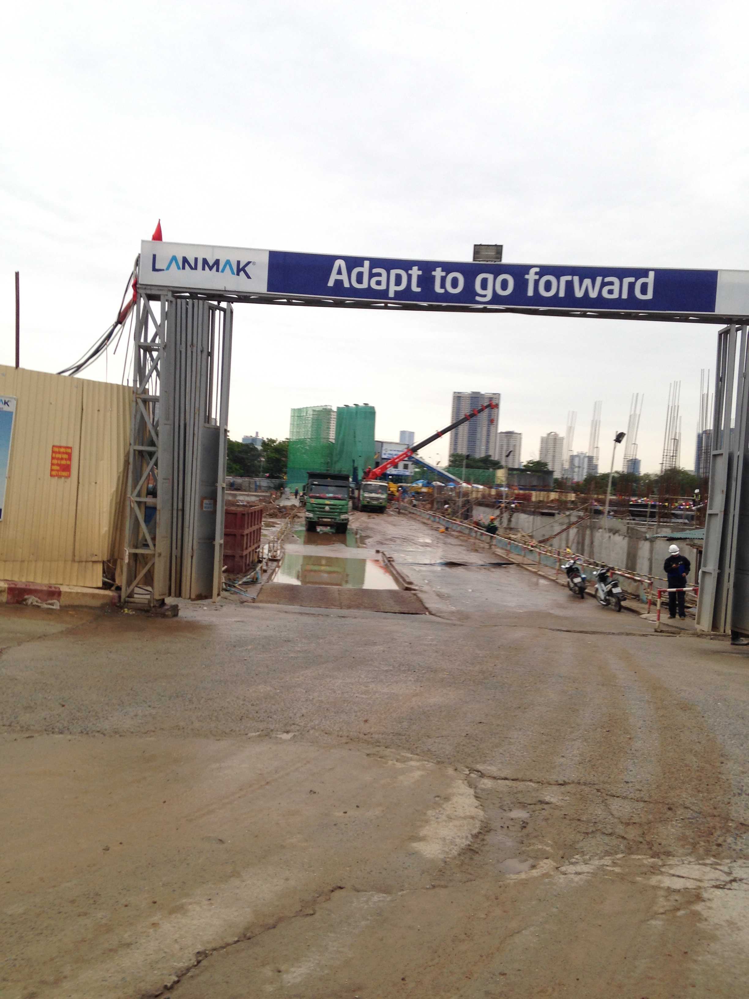 Dự án đang thi công hầm và tầng 1