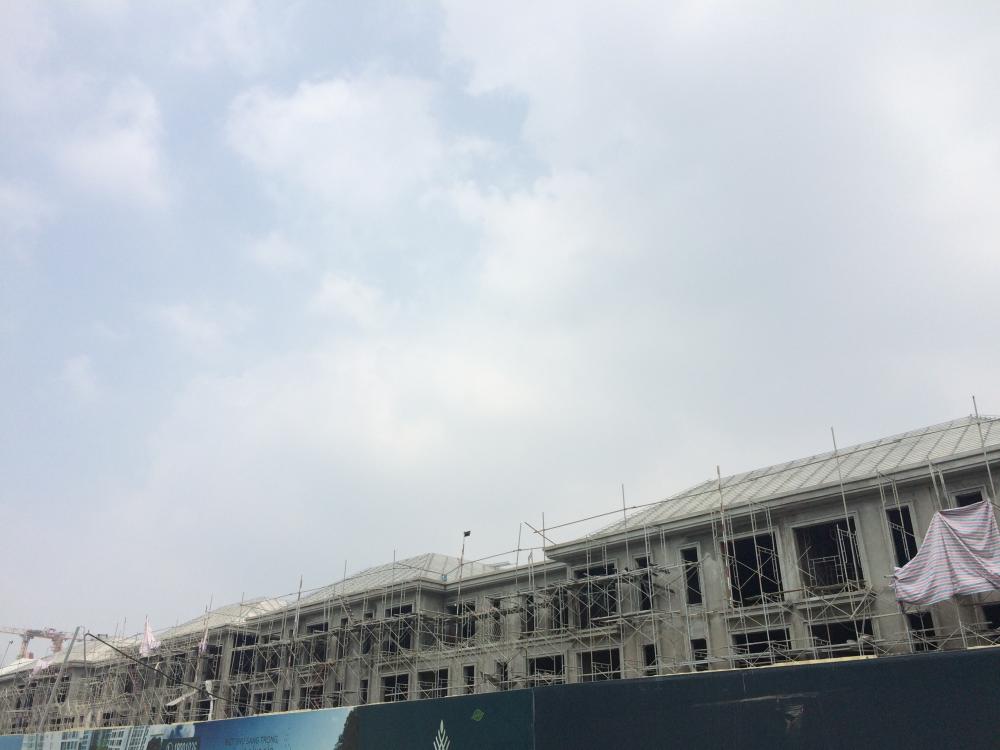 Biệt thự, liền kề, nhà phố thương mại xong thô, 3 tòa chung cư đang xây đến mặt sàn tầng 9 và 10